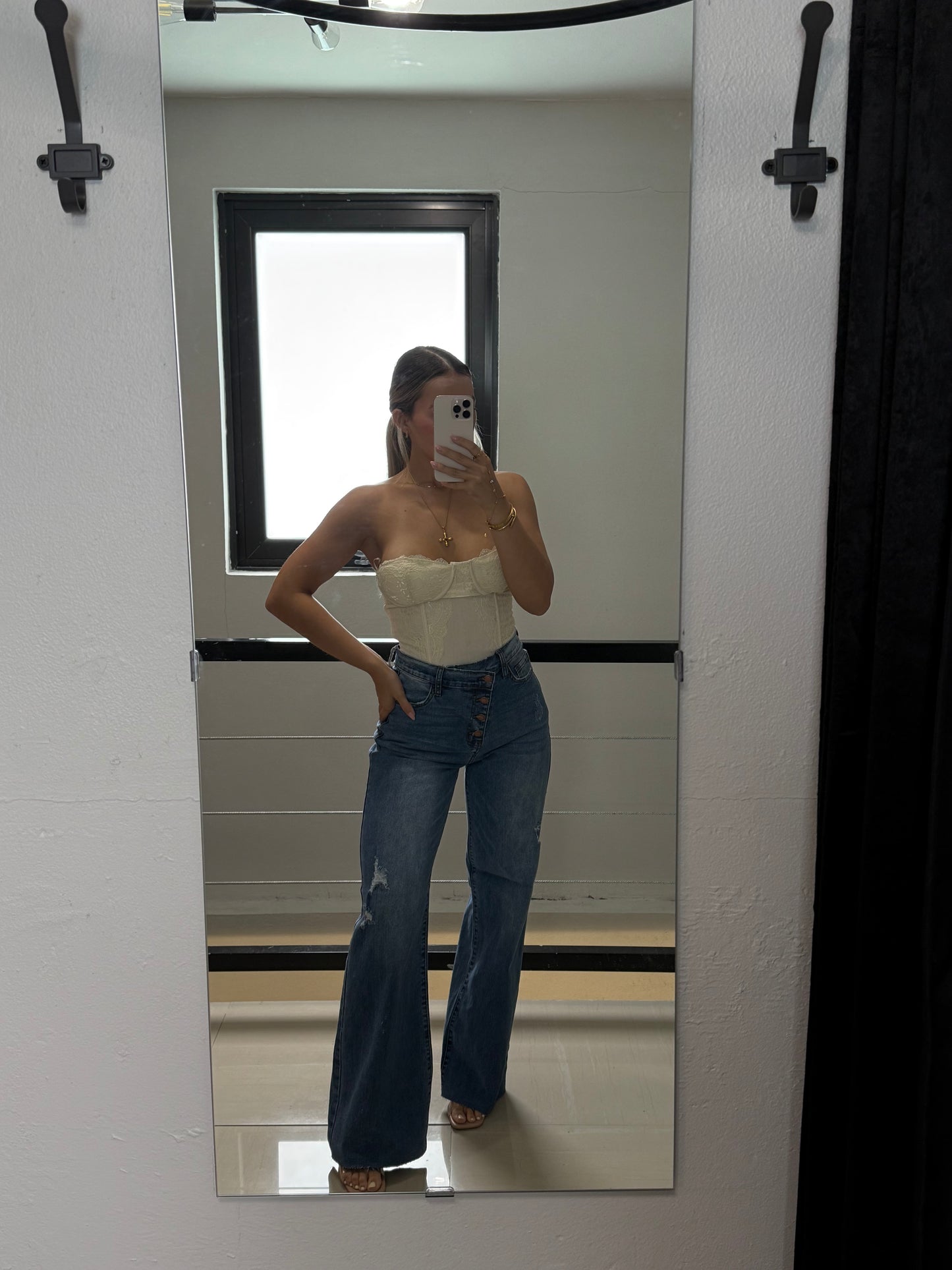 Vibrant Jean